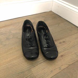 cute black oxfords